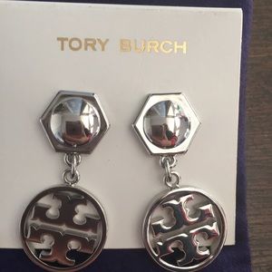 Tory Burch Circle Logo earrings, new never worn